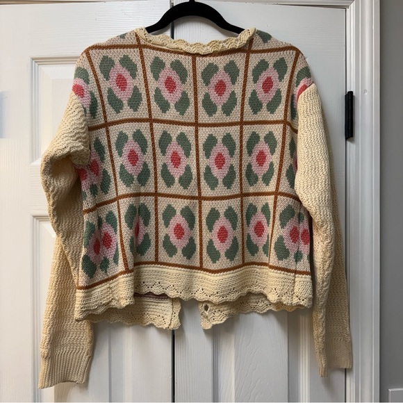 Cardigan - Picture 3 of 5